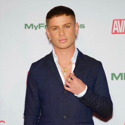 thedylanhayes's profile picture. 