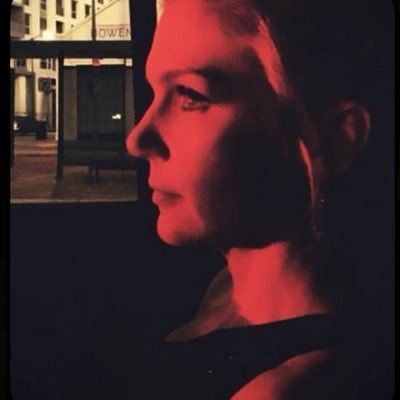 milfism_'s profile picture. 