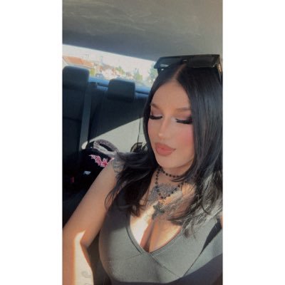 micheelleebb's profile picture. nice for what