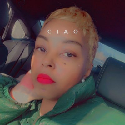 _thatmom__'s profile picture. motherhood 💕. spiritual .🪬