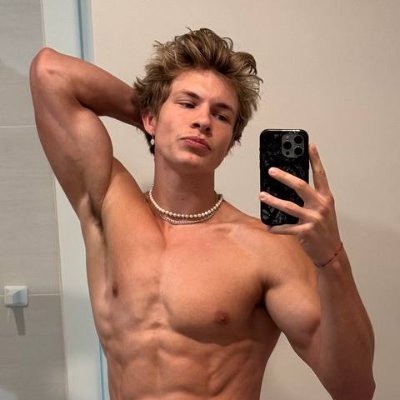 Joshua_Kellam's profile picture. it’s literally free 😈👇