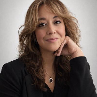 wherelizgrows's profile picture. Latina, LVN, Student Nurse, Mom, Wife; 🎨Digital doodles & creative chaos 🖌️ Procreate & Canva Beginner | Making mistakes & masterpieces.