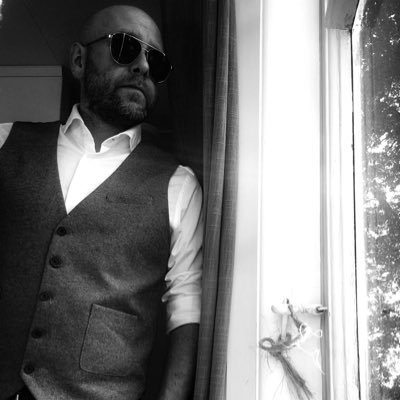 TinglofMr's profile picture. Husband and a father. Musician.