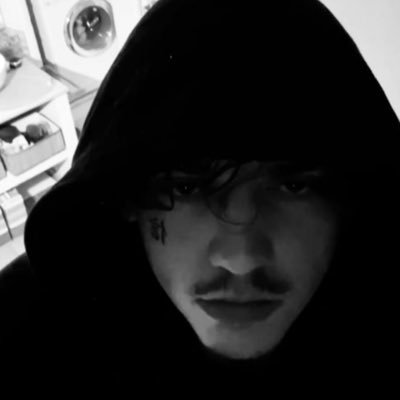 THEASRSTAR's profile picture. NAKED THOUGHTS | ⌐╦ᡁ᠊╾━