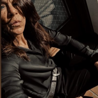 Mery70_'s profile picture. 