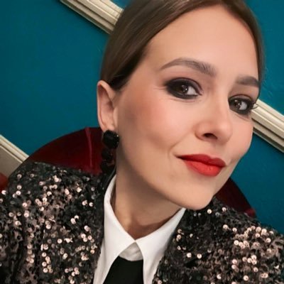 SilviaStrada1's profile picture. Se i tuoi colori sventolo, i brividi mi vengono..!