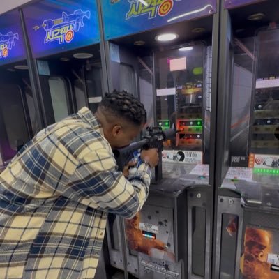 dynaxty's profile picture. Connecting clients with premium Korean used cars, mobile devices, and accessories for seamless acquisitions. #MUFC