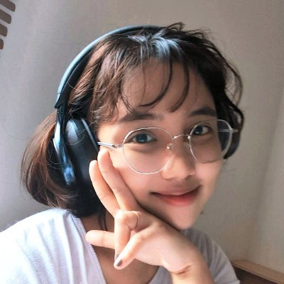 _marie_reyes's profile picture. Trying to live by design, not default

UX | INTJ | DINKer