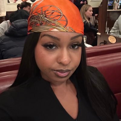 NuliaSmith's profile picture. 