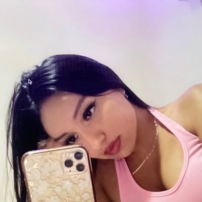 lunatically's profile picture. 