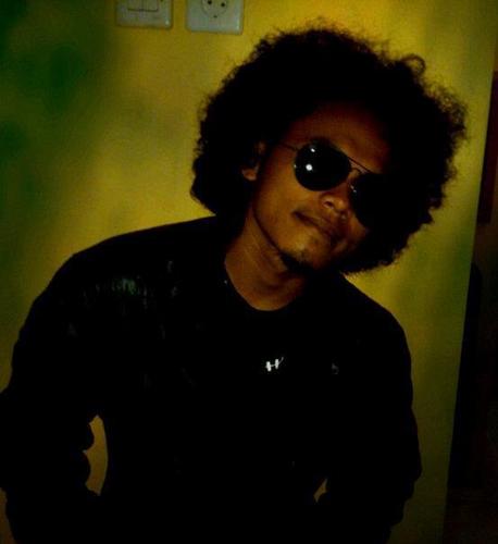 dienzea's profile picture. biar miskin tapi Sombong