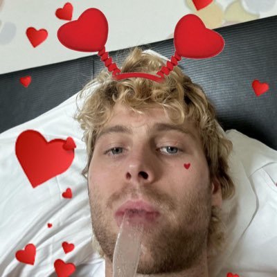 lrhcomfort's profile picture. no better than a bottom under a popbase post