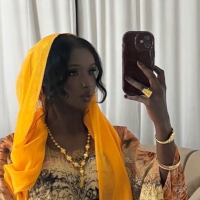 at__rrrr's profile picture. here to retweet ✨🇩🇯ha noolaato