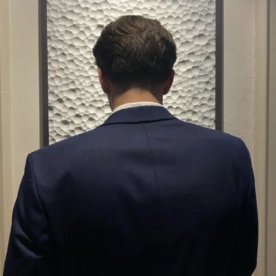 halloandra's profile picture. too good to be true