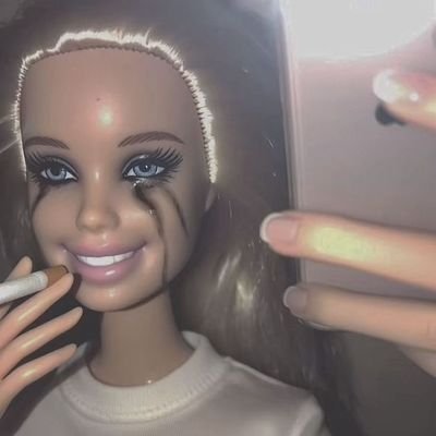 malkabagii's profile picture. ben fragile