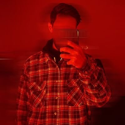 HalfMooooNn's profile picture. 