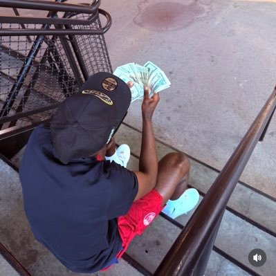 r6mts's profile picture. Se teus olhos forem bons, todo o teu corpo terá LUZ. ── Mt 6:22 🌟