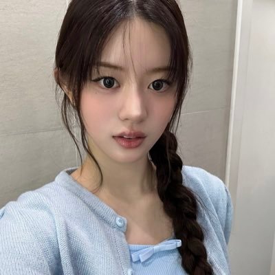 fleuritsz's profile picture. business acc 🥣 selling premium apps — 100% trusted, check main acc @cheesyao !