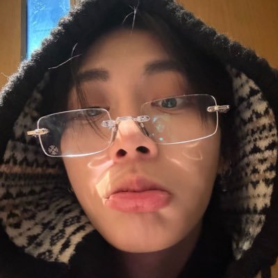 urblyn_'s profile picture. #TAESAN