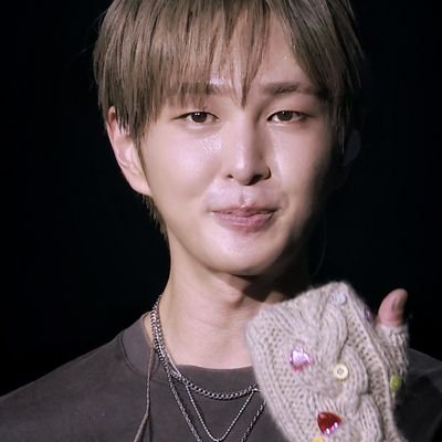 ohyesonew's profile picture. 