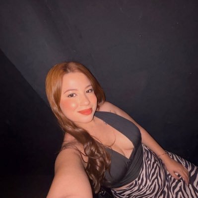 tuanycaroline__'s profile picture. nesse perfil só falo de novelas, shows, reclamo da vida e do transporte público