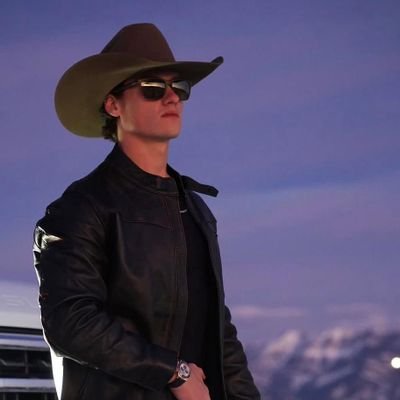 Gibson34735's profile picture. 📖Only the Educated are Free
🏦Private Equity/Banking
🪬Follow to Exit the Matrix Book
👇For more information👇
📩 stonedorough46@gmail.com