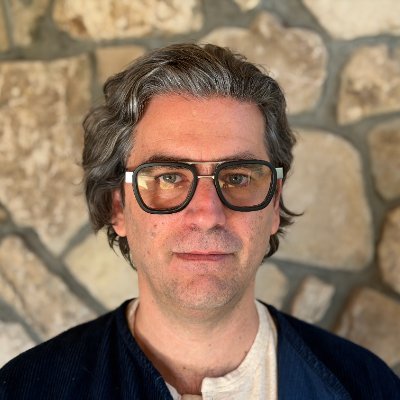 arikuschnir's profile picture. New wave storyteller/artist. AI experiments imaging a different world is possible…  Trump ayahuasca, MAGA Ballroom 2028 and other hits. Founder m ss ng p eces