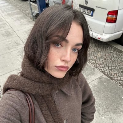 yokdegillvar's profile picture. hep seni bekledim