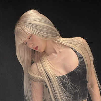 visualsdotkr's profile picture. Your daily dose of dangerously stunning kpop girls.