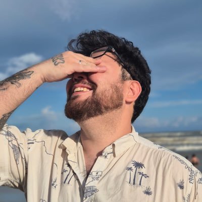 DezordiTrapala's profile picture. Faço umas músicas na @bandatrapala ✨ diretor de arte e dev in training ✨
