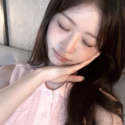 chuuNom's profile picture. Oomf of V8Ari 😇🙏 Hater of Ant ❌