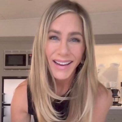 Aniston214's profile picture. 