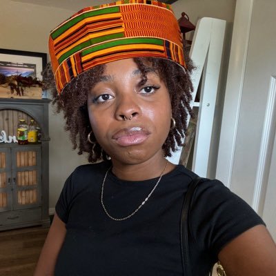 crazyblackfemme's profile picture. 22 lesbian | pisces