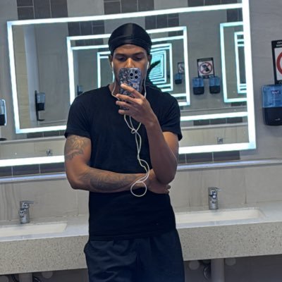 __taytrendyy's profile picture. 