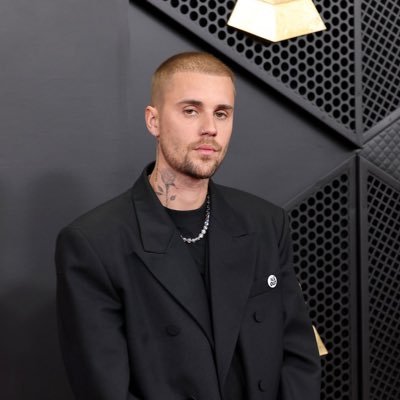 nicholasvlr_'s profile picture. cadelinho do justin bieber e do time inclusivo da liquid (streamer mei merda e aspirante a fotografo ) 🎮📸🏳️‍⚧️ (02/04/2017, 04/09/2022 e 30/11/2025 ⚡️)