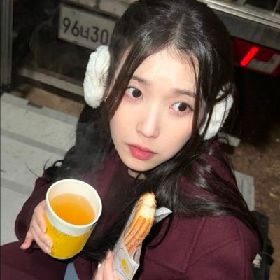 moonlight556666's profile picture. I love IU, Klarisse, Taylor and Orm Kornnaphat 
LingOrm shipper, Trikla 🏳️‍🌈

Just a girl who wants to escape a cruel reality