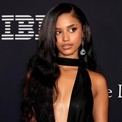 jjksalute's profile picture. jungkook