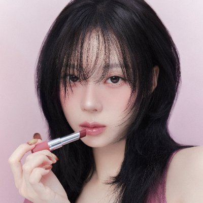 ceasecd's profile picture. 🍒 velvet pop ⋆₊˚ premium apps 💌 polished service, steady trust 🎐 ⋆˚₊安心 ♡