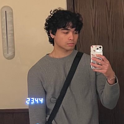 nothingI124u's profile picture. House party nearby I’m bringing weird guys