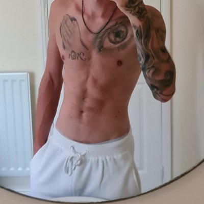 wheaty1234's profile picture. DM’s always open for 1:1 horror lover , tattoo addict , proud dog dad😁