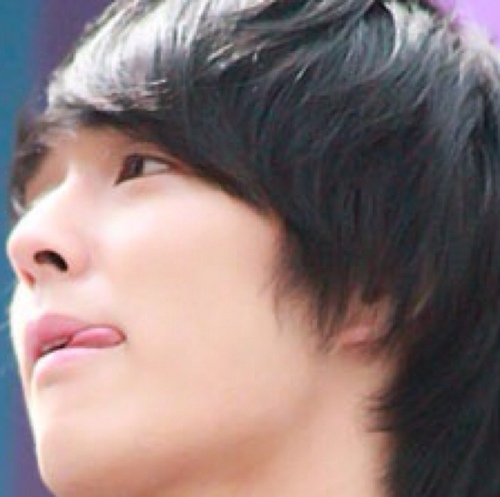 __treasures's profile picture. treasures,♪ ♫ ♬
s e v e r e l y in ♡ with FtGtJH ☆ 

[HIATUS]