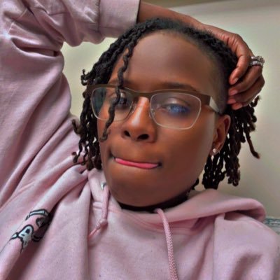 cutestudnayy's profile picture. AN UNBOTHERED MARRIED LESBIAN STUD😌💍🏳️‍🌈