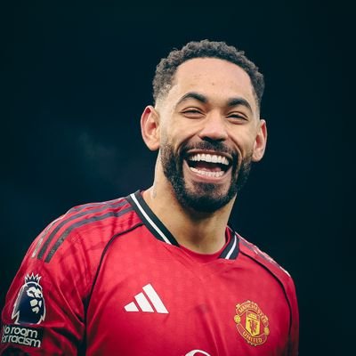 EmadWady2's profile picture. ”أستودعتك لحظة خروج روحي يا الله فأجعل اخر عهدي بهذه الدنيا شهاده تدخلني بها جنتك❤️

🔕😍