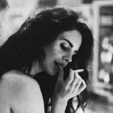 larrythwbrave's profile picture. love is love 🏳️‍🌈 || fan account (ela/dela)