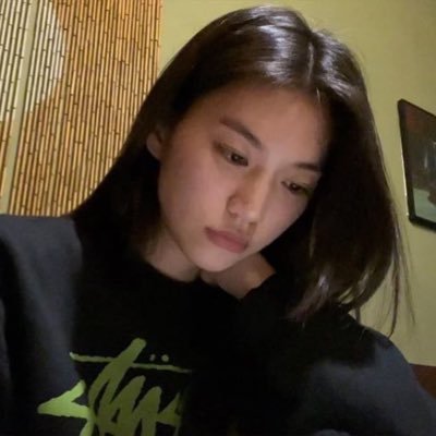 alanathreads's profile picture. 