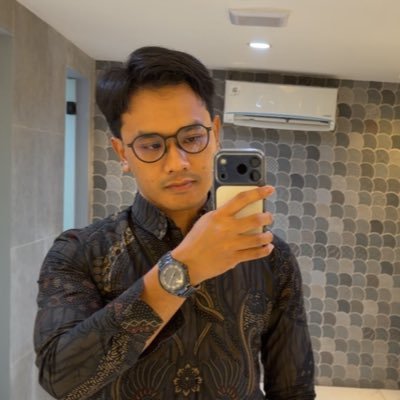 usernamenvy's profile picture. Life is either a daring adventure or nothing at all.