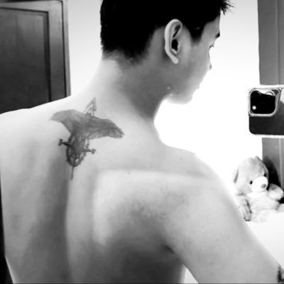 tequillax_'s profile picture. fact is only ugly people hate me 😘