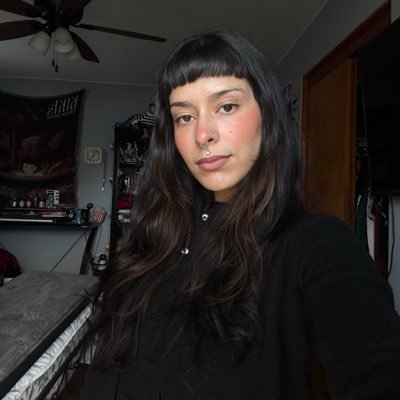 feedmeseymoe's profile picture. Free Palestine. 25 | ghoul | horror film fanatic 🗡️✨⚰️ cashapp: feedmeseymoe