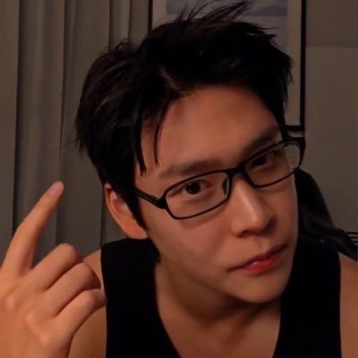 pertishere's profile picture. 