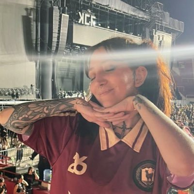 ⛧ dani ⛧ Profile